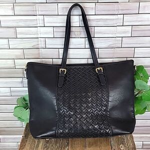 Unbranded faux leather tote in black